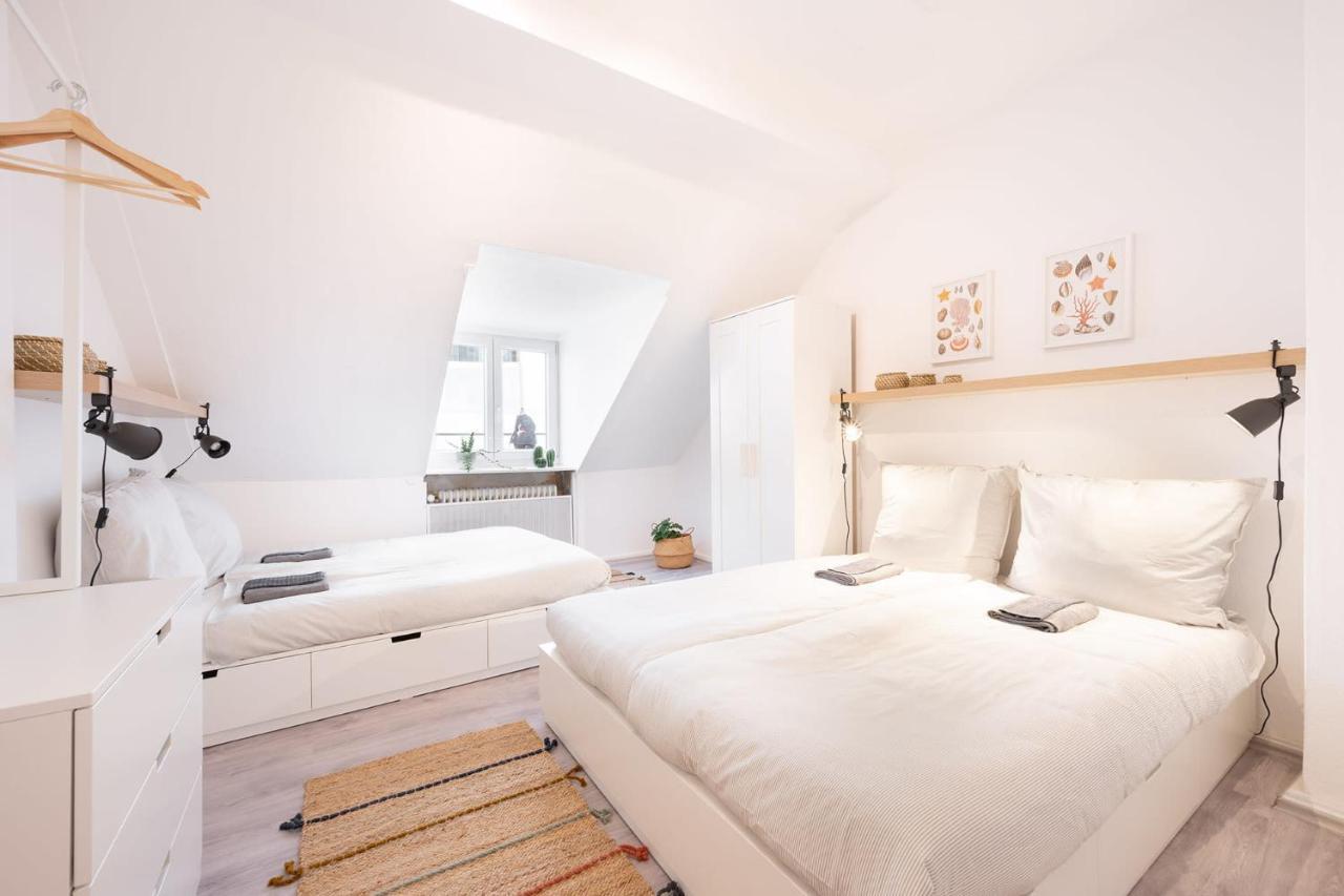2 Bedroom Top Floor Apartment Direct On Marienplatz Monaco di Baviera Esterno foto